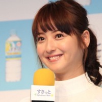 佐々木希、20秒早着替え挑戦で「ドキドキしました」 画像