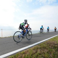 【自転車】霞ヶ浦湖畔を走る耐久レース「かすみがうらエンデューロ」10月開催 画像