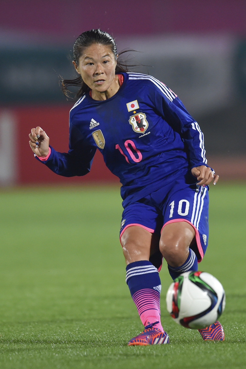 澤穂希の引退に 川崎フロンターレ 中村憲剛が 後輩として誇りに思う 5枚目の写真 画像 Cycle やわらかスポーツ情報サイト 澤穂希の引退に 川崎フロンターレ 中村憲剛が 後輩として誇りに思う 5枚目の写真 画像 Cycle やわらかスポーツ情報サイト