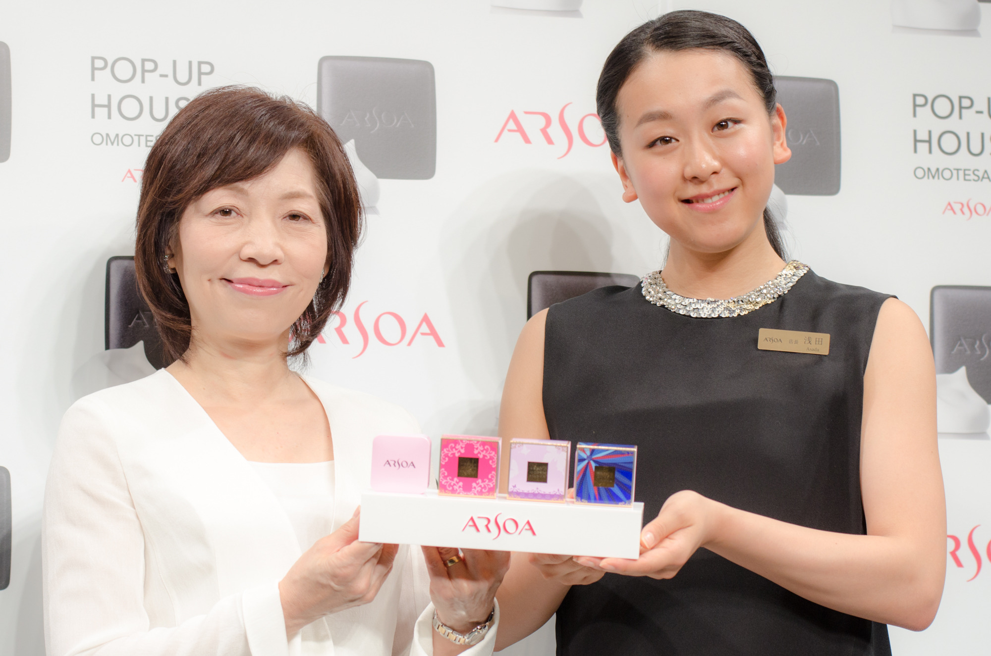 浅田真央の衣装がモチーフ 限定パッケージの石けん登場 アルソア クイーンシルバー 2枚目の写真 画像 Cycle やわらかスポーツ情報サイト