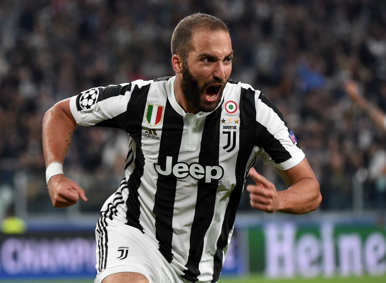 途中出場からイグアインが決勝点 ユベントス オリンピアコスに勝利 1枚目の写真 画像 Cycle やわらかスポーツ情報サイト