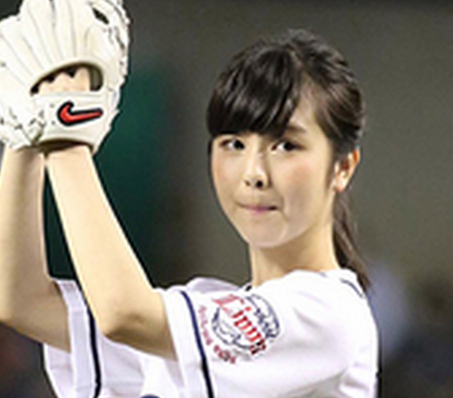 西武 ソフトバンクの始球式 あの花 めんま役 浜辺美波が挑戦 Cycle やわらかスポーツ情報サイト 西武 ソフトバンクの始球式 あの花 めんま役 浜辺美波が挑戦 Cycle やわらかスポーツ情報サイト