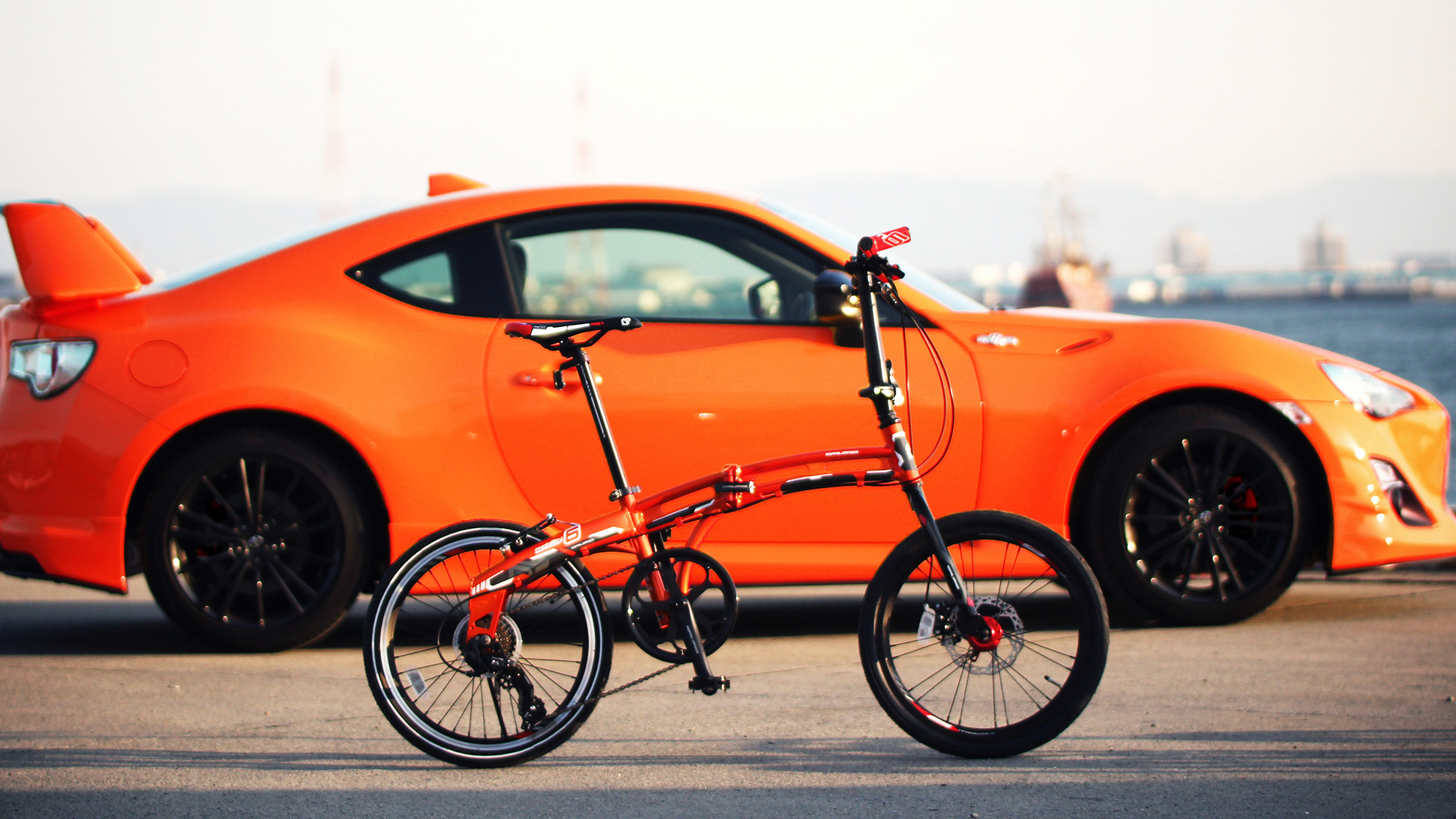 折りたたみ自転車「211M6」発売…コンセプトは4＋2の”6輪生活” | CYCLE