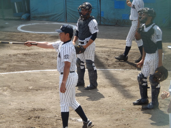 THE INSIDE】高校野球探訪（2）瀬谷高校・平野太一監督…熱い気持ちを 