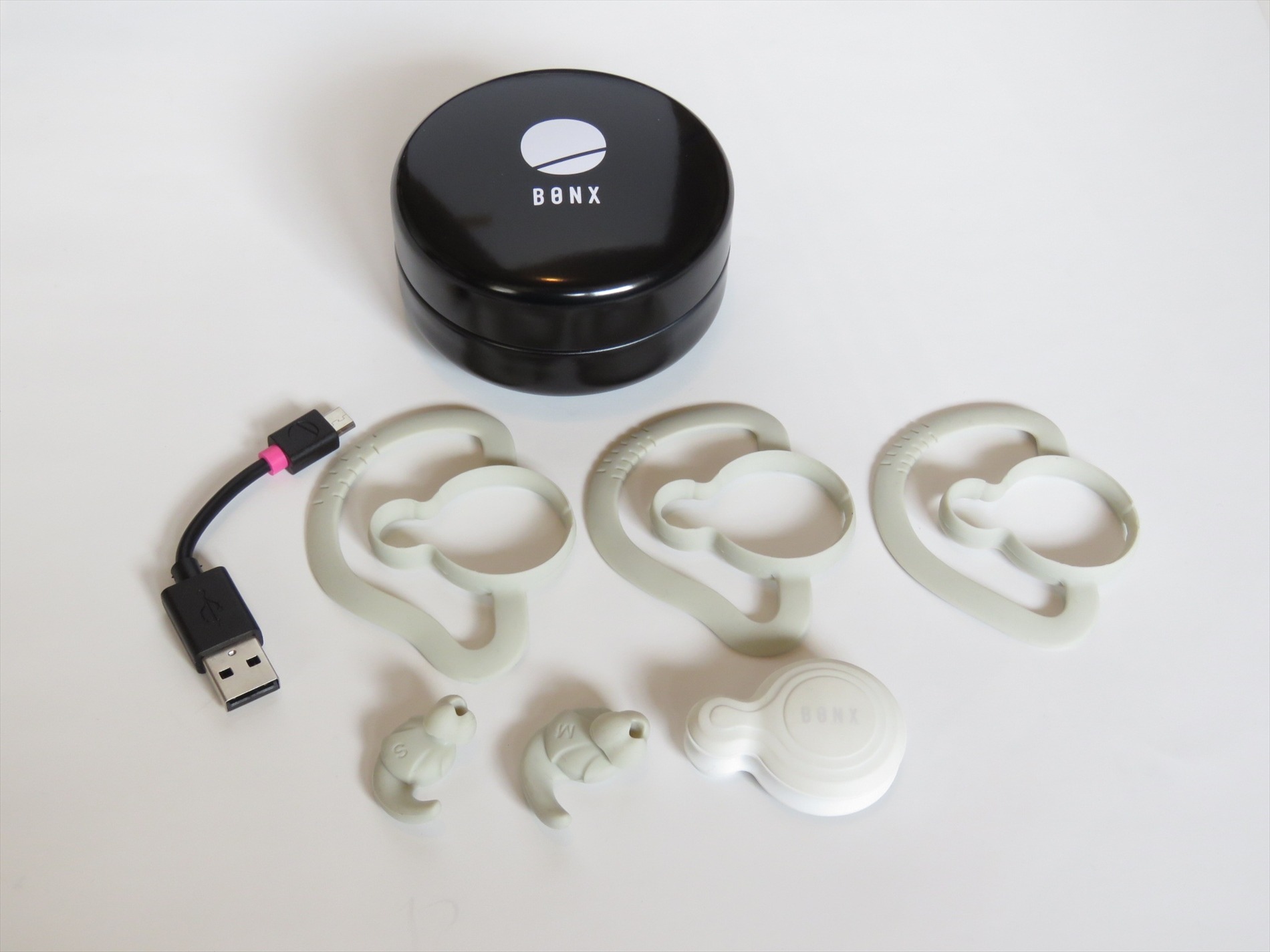 BONX GRIP ２個セット 白・黒 スポーツ中に仲間と会話を 楽天市場】BONX Grip 2個入り : BONX公式ストア