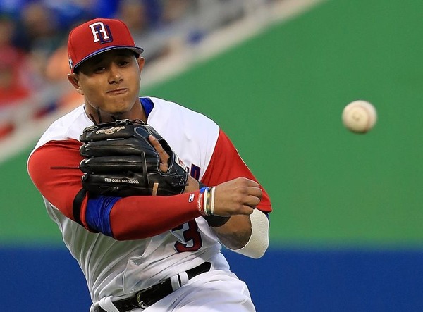 WBC2017 ドミニカ代表マチャドが強肩を披露 守備で観客を沸かせる やわらかスポーツ情報サイト