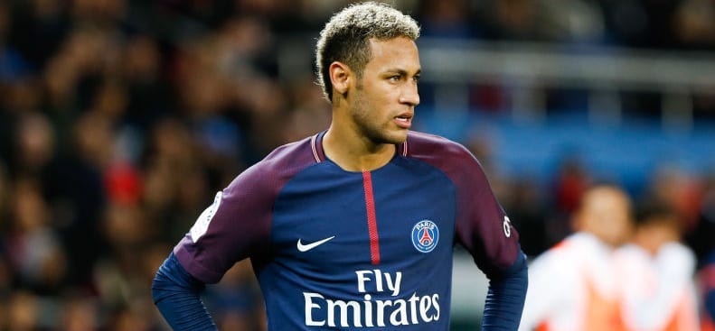 ネイマールがPK後に東口を讃える(PSG) - YouTube【ネイマール 東口】