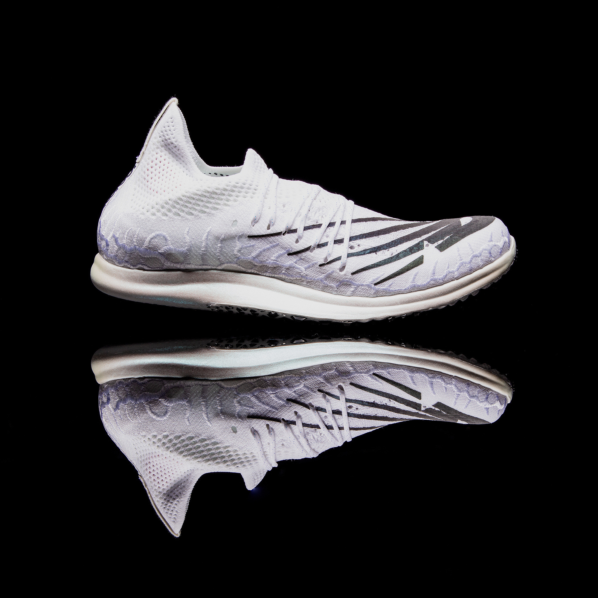 ニューバランス、ハイスピードで走れることに特化した