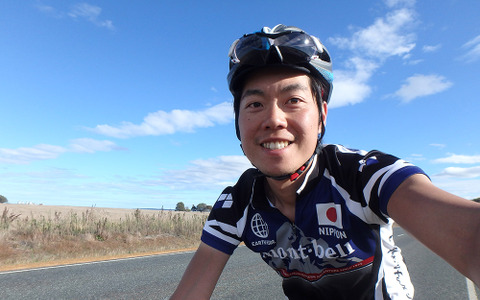 アキコーポレーション、授業をしながら自転車で旅する西川昌徳さんをサポート 画像