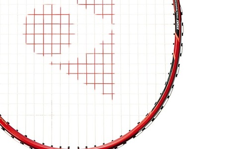 ヨネックス、フォアとバックの性能が異なるバドミントンラケット「デュオラ7」 画像