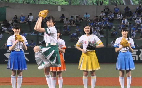 私立恵比寿中学の安本彩花「朝ドラヒロイン目指して」投球いかに… 画像