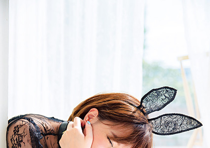 本田翼、SEXYバニーで「ar」7月号に降臨! 画像