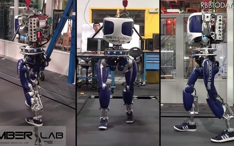 スニーカーで歩く二足歩行ロボット「DURUS」登場！ 画像