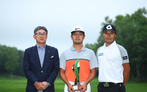 日本プロゴルフマッチプレー選手権、初出場の時松隆光が優勝 画像
