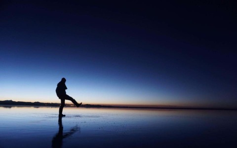 【オビナタの世界放浪記】ウユニ塩湖の狙い目は10月？…360度で塩湖を撮影 画像