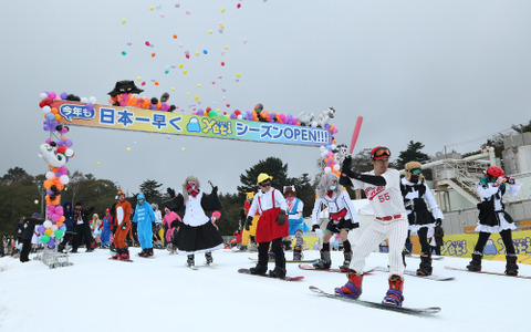 富士山のスキー場イエティ、ハロウィンパーティーを開催 画像