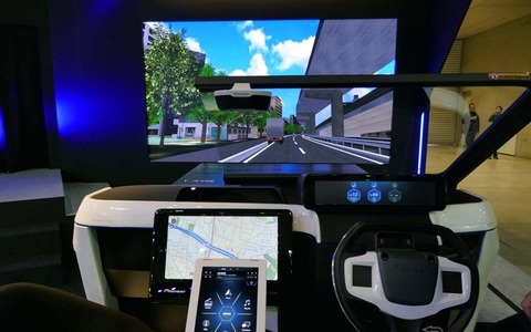 巨大スクリーンを使い、自動運転の世界をリアル体感…東京オートサロン2017 画像