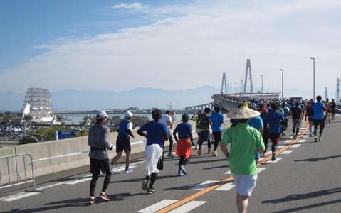 富山の味でランナーをおもてなしする「富山マラソン」10月開催 画像