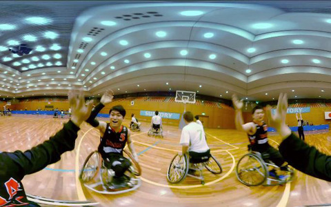 サントリー、車いすバスケを選手視点で体感できるVR動画公開 画像