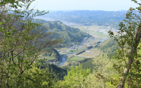 【小さな山旅】登山道の明と暗…福島県・檜山 画像