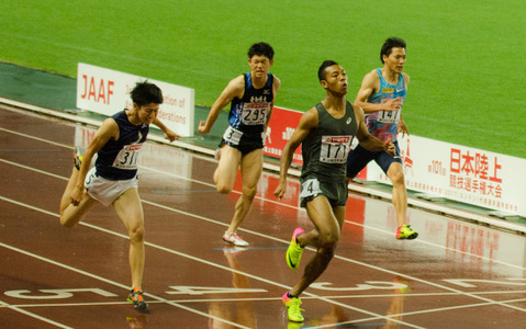 サニブラウン、男子100mを10秒05で優勝「9秒台はそのうち出せれば」 画像