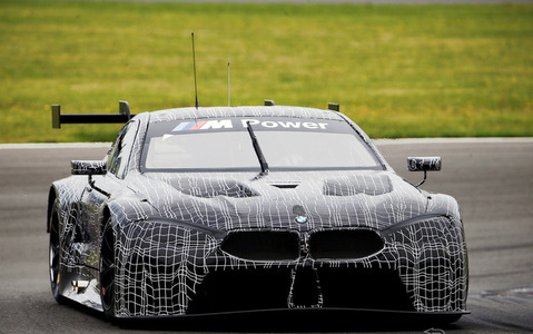 BMW「M8 GTE」を公開…開発テストを開始 画像
