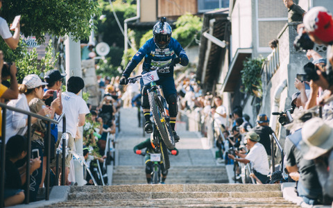 尾道の石階段を駆け下るホーリーライドで井手川直樹が2度目の優勝 画像