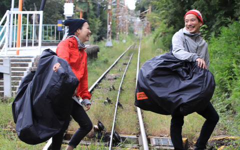 折りたたみ小径車専用「コンパクト輪行キャリングバッグ」発売 画像