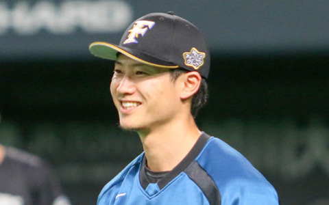 日本ハム・西川遥輝、初のゴールデングラブ賞「野球人生で一度は獲りたかった」 画像