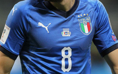 イタリア代表のW杯欠場で…Puma製のユニフォーム、150万人分が売れず？ 画像