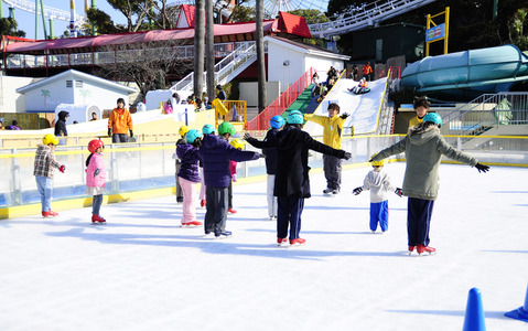 ひらかたパーク、スケートと雪あそびが楽しめる「ウインターカーニバル」オープン 画像