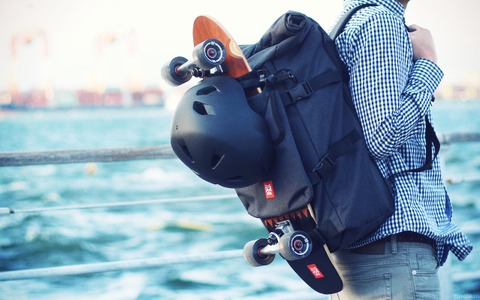 スケートボードを楽に運搬できるスケーター専用バッグ発売 画像