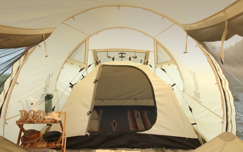 大型テントの中に設営するコットンテント「カンガルーテント」発売 画像