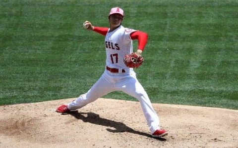 大谷翔平4勝目ならずも史上3人目快挙！デビュー6戦で11奪三振以上を2度記録 画像