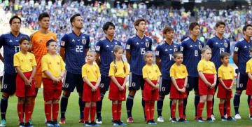 W杯初戦で金星の日本代表、吉田麻也の「やさしさ」が海外で話題に！ 画像