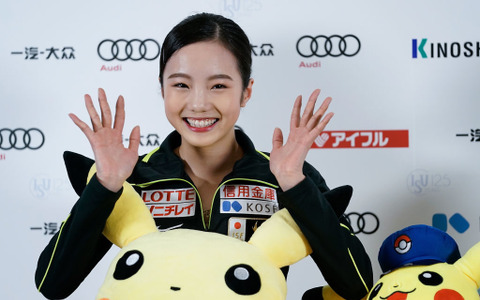 本田3姉妹、三つ編みヘアで仲良しショット 画像