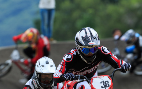 BMXの国内シリーズ第4戦で早稲田大大学院の松下巽が優勝 画像