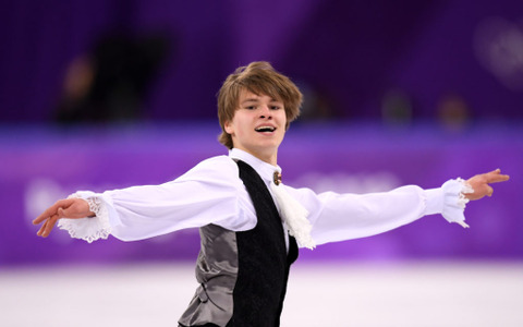 デニス・ヴァシリエフスってどんな人？ランビエールとのイケメン師弟関係にも注目 画像