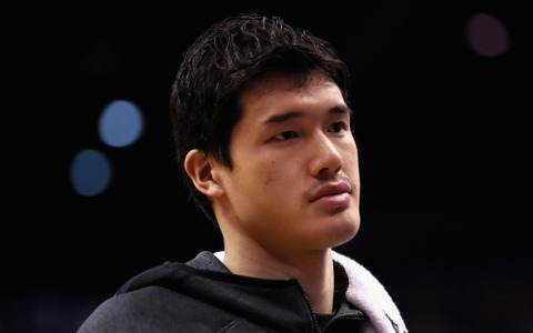 渡邊雄太と瀬戸大也が米国で2ショット 同じ94年生まれで日本スポーツを「盛り上げていきます」 画像