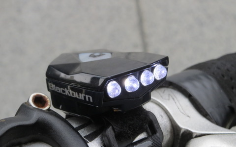 【津々見友彦の6輪生活】自転車用ライトの新鋭、Blackburnの誠実なものづくり 画像