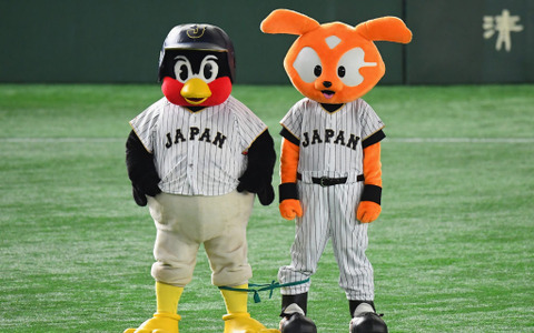 【野球】つば九郎が契約更改　年俸ダウンもヤクルト1000へグレードアップでサイン 画像