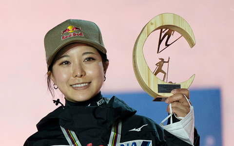 【スキー】高梨沙羅、世界選手権2大会ぶりの銅メダルも「複雑な気持ち」 画像