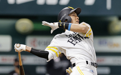 【プロ野球／打のキーマン】SB・柳田悠岐、打率4割超えの投手相手に14試合ぶりの一発出るか 画像