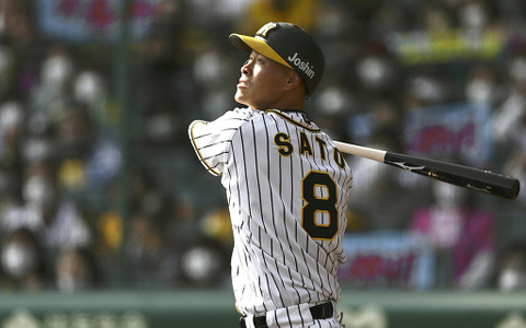 【プロ野球】阪神ルーキー・佐藤輝明、球宴ファン投票中間発表で12球団最多得票 画像