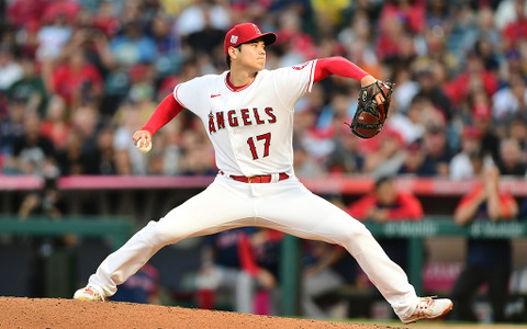 【MLB】大谷翔平、制球難克服で日米通算50勝　今季2度目の無四球投球、自ら同点打で二刀流の本領発揮 画像