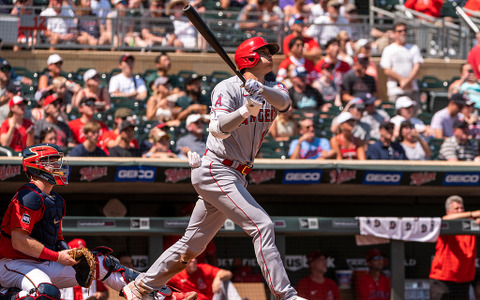 【MLB】復活35号の大谷翔平、今季のエンゼルス最終戦に敵将「オオタニとの対戦が終わってよかった」 画像