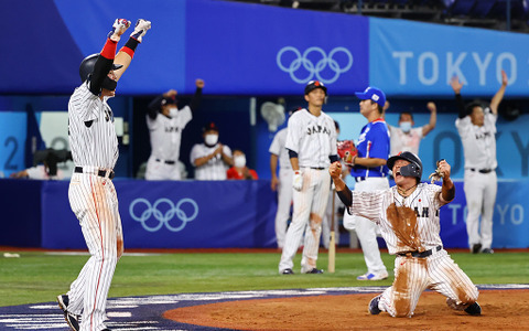 【東京五輪／野球】侍ジャパン、“宿敵”韓国破り決勝進出　山田哲人の一振りで接戦制し「金」王手 画像