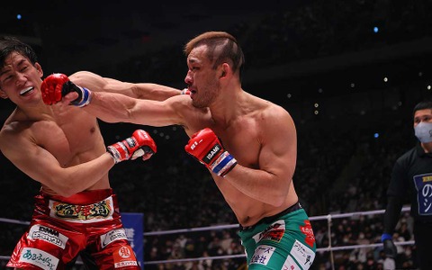 【格闘技／RIZIN.33】扇久保博正、朝倉海を“塩漬け”判定Vでバンタム級GP優勝　試合後にプロポーズ成功 画像