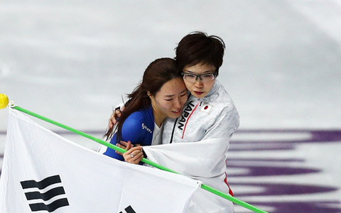 【北京五輪】涙の李相花さん、1000m出場の小平奈緒にエール「勇敢さとチャレンジ精神を見せて」 画像