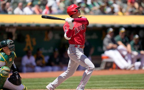 【MLB】大谷翔平、2試合連発の今季8号　飛距離130メートルの特大弾に実況「アメージング！」 画像